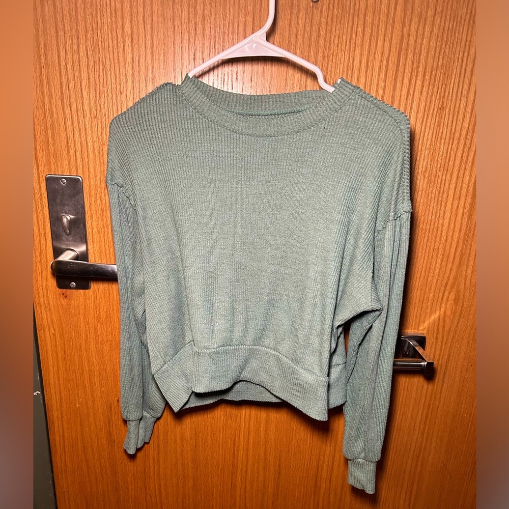 GREEN LONG SLEEVE SHIRT 👕